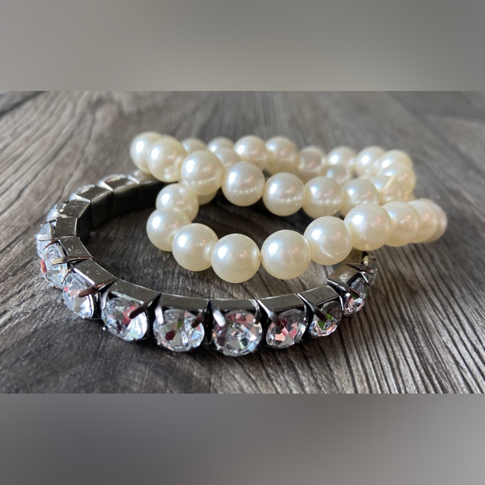 Imitation pearl and diamond bracelet stack set